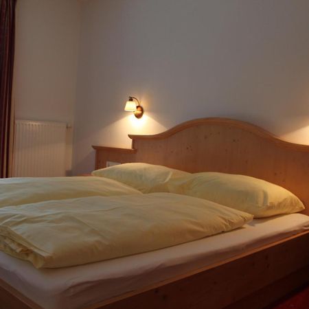 Appartements Haus Roetelstein フィルツモース エクステリア 写真