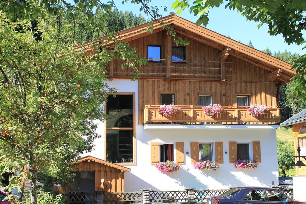 Appartements Haus Roetelstein フィルツモース エクステリア 写真
